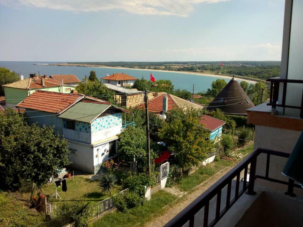 Отель къща за гости семейство Маврови Резово Экстерьер фото