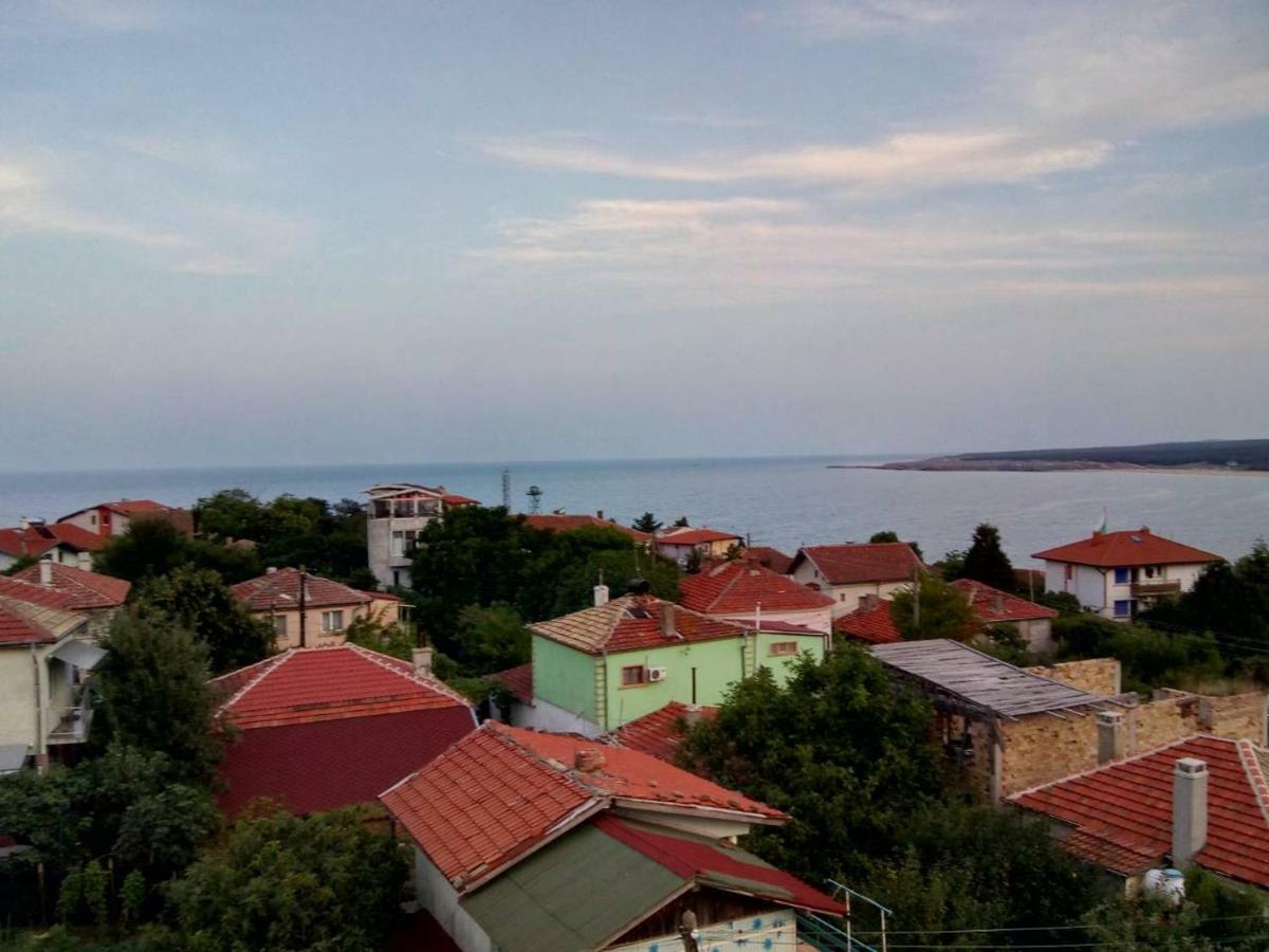 Отель къща за гости семейство Маврови Резово Экстерьер фото